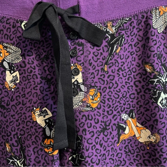 Torrid Purple/Witch Foxy Sleep Legging, Sizes M-6X NWT - Picture 3 of 12